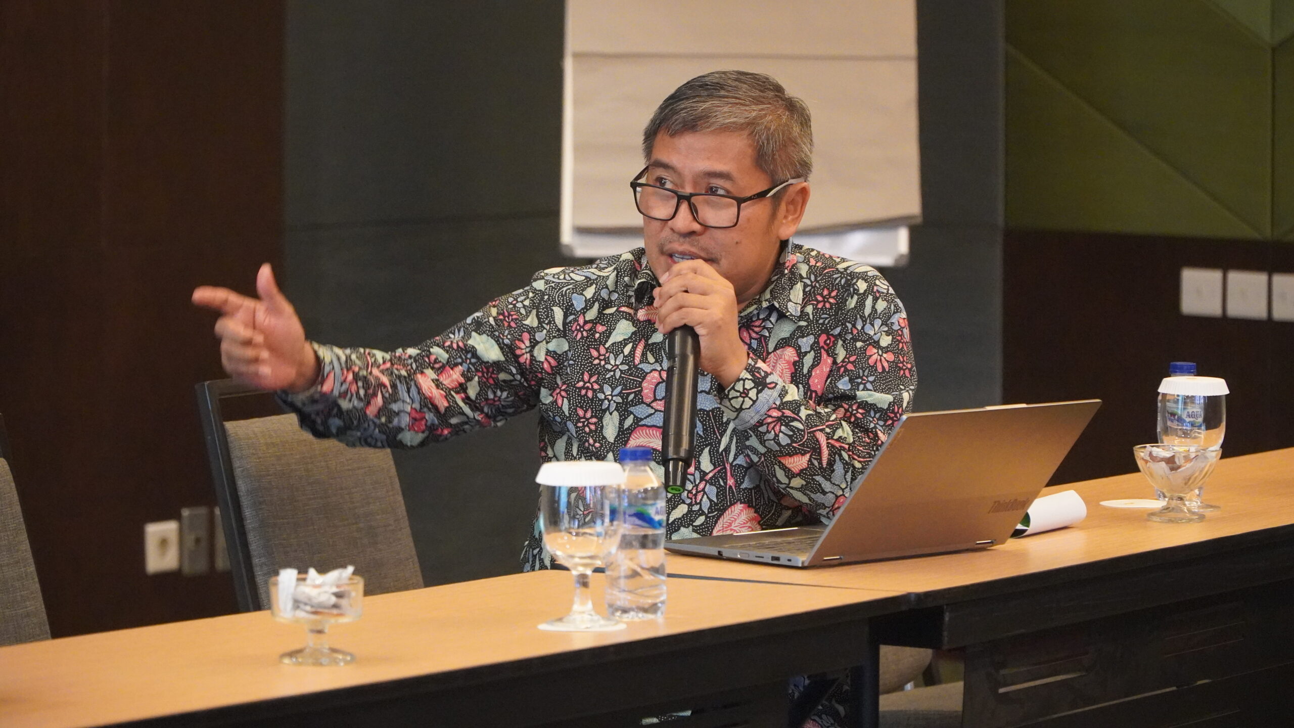 Prof Sugeng Paparkan Konsep Riset Terapan Berbasis Society 5.0 dalam Workshop Penyusunan Pedoman Kriteria Riset Terapan di Sekolah Vokasi IPB