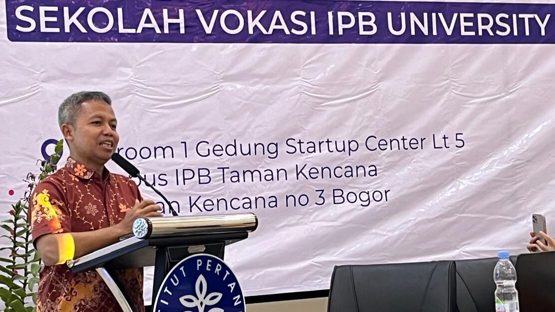 Prof. Deni Noviana Sampaikan Empat Poin Utama dalam Pembukaan Pra Lokakarya K2020 Sistem Blok Program Sarjana Terapan Sekolah Vokasi IPB university