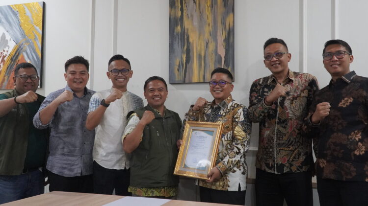 Sekolah Vokasi IPB University dan Perumda Pasar Tohaga Jalin Kemitraan Strategis untuk Dorong Digitalisasi Pasar Rakyat